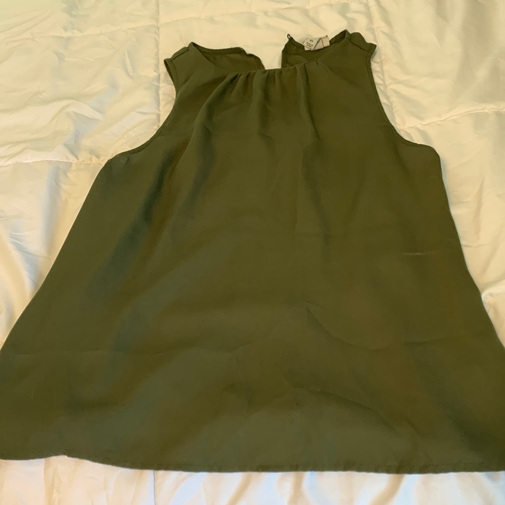 Xtra small dark green blouse.